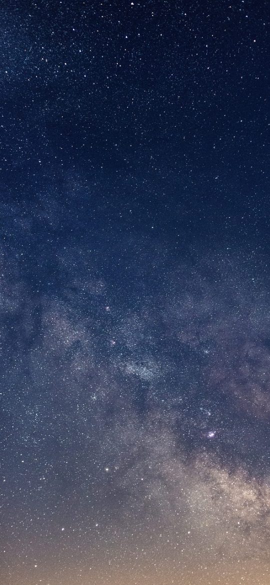 星穹铁道 App 公告页截图，按时间排列的版本更新条目，每条带日期标签与摘要文字